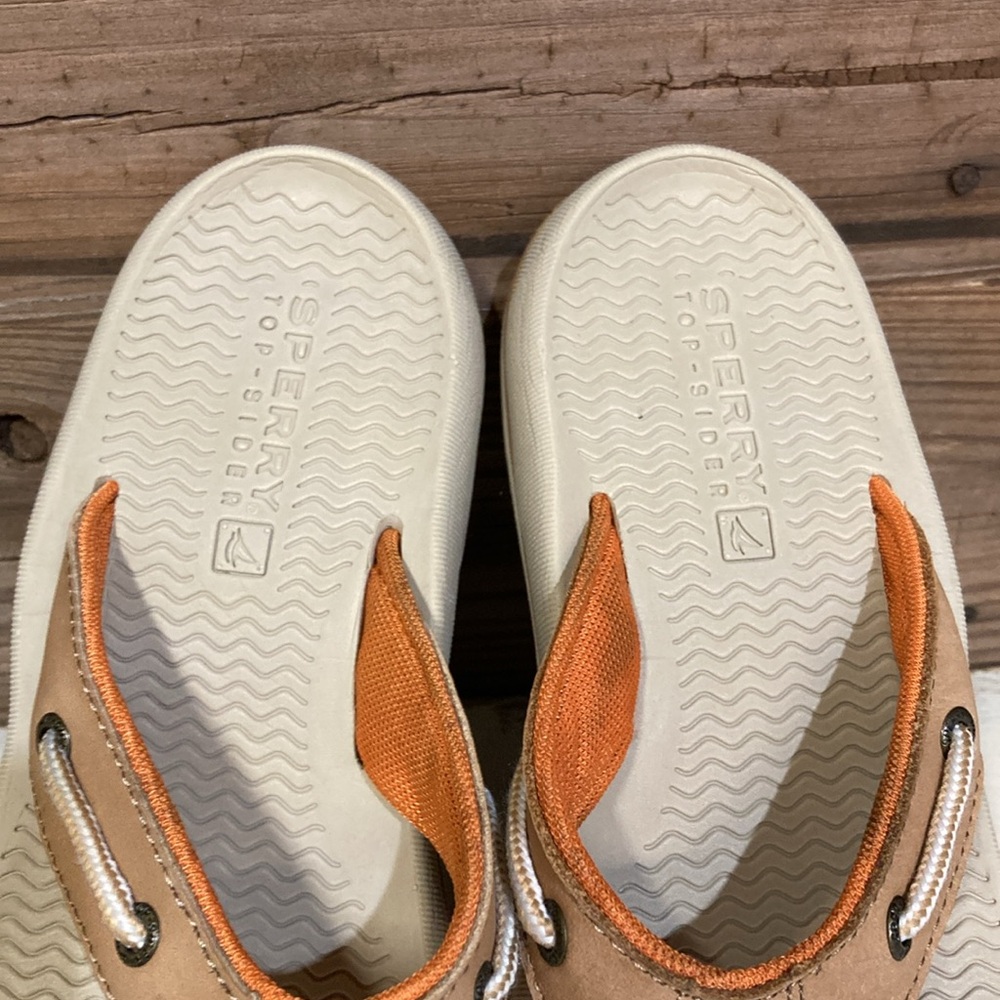 KIDS Sperry Sandals - Picture 9 of 11